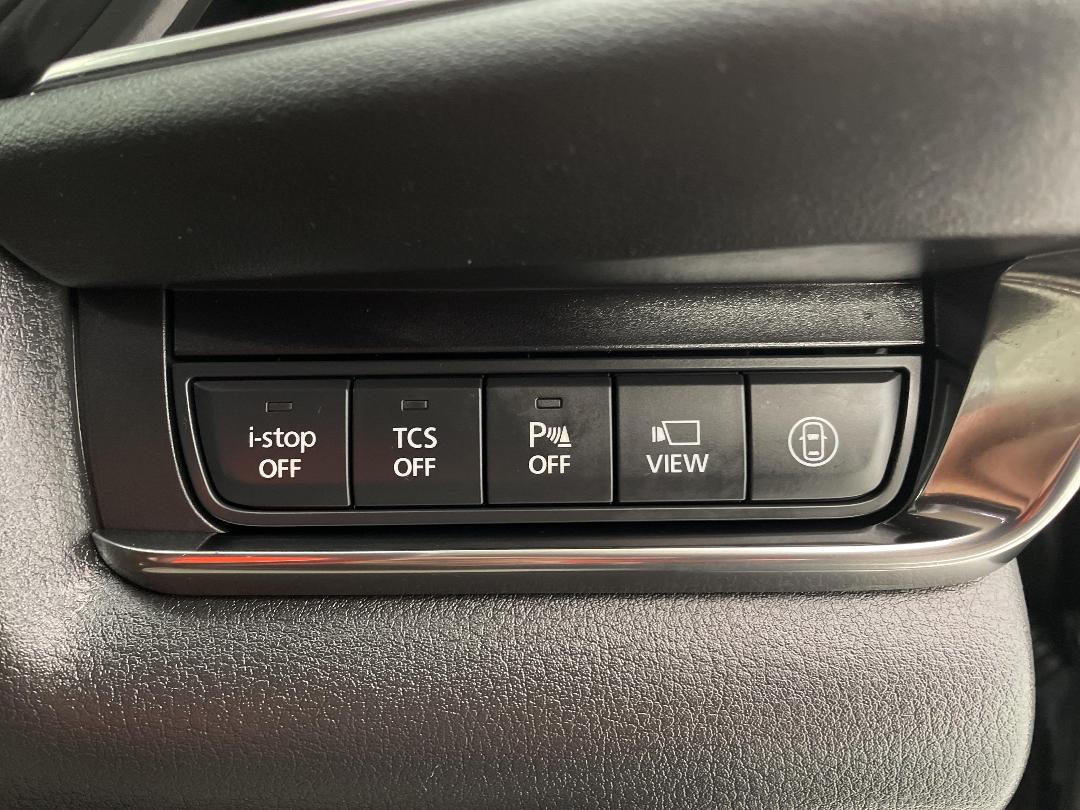 Photo '25' of Mazda CX-30