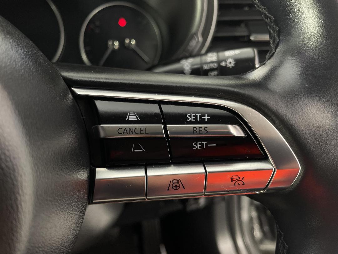 Photo '27' of Mazda CX-30