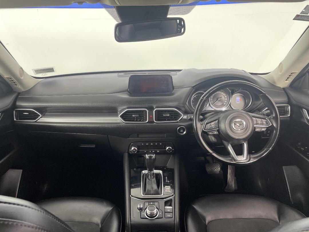 Photo '17' of Mazda CX-5 Photo '17' of Mazda CX-5