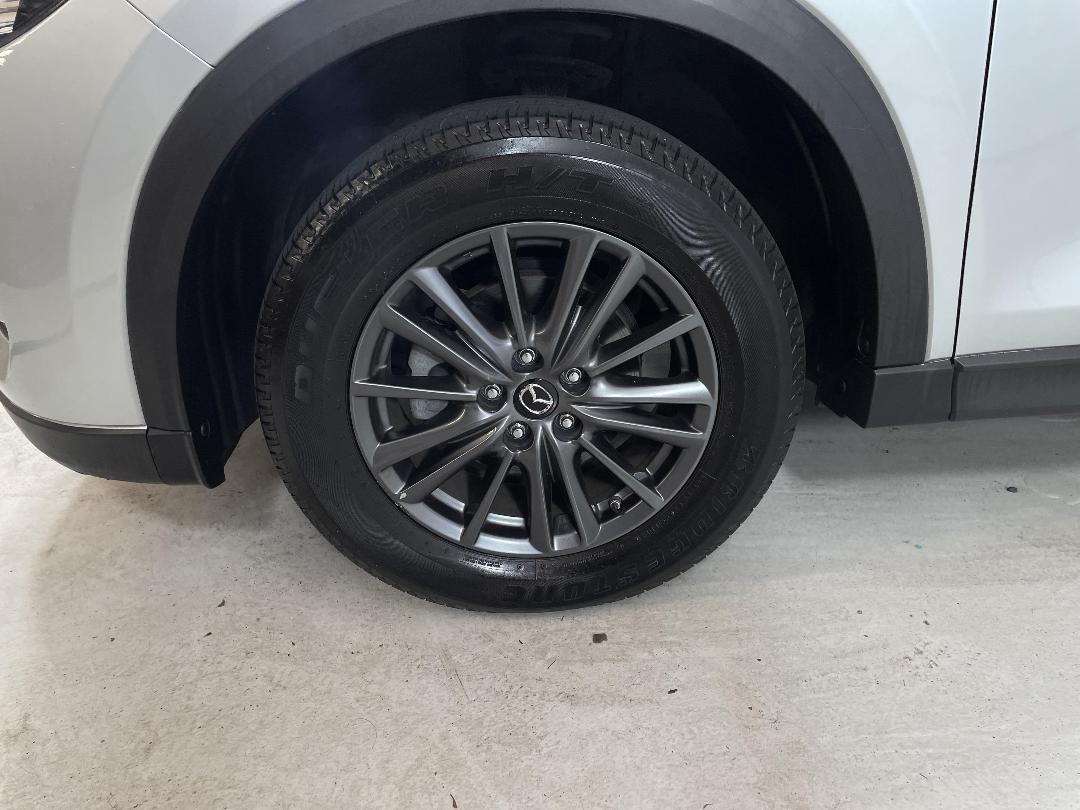 Photo '10' of Mazda CX-5