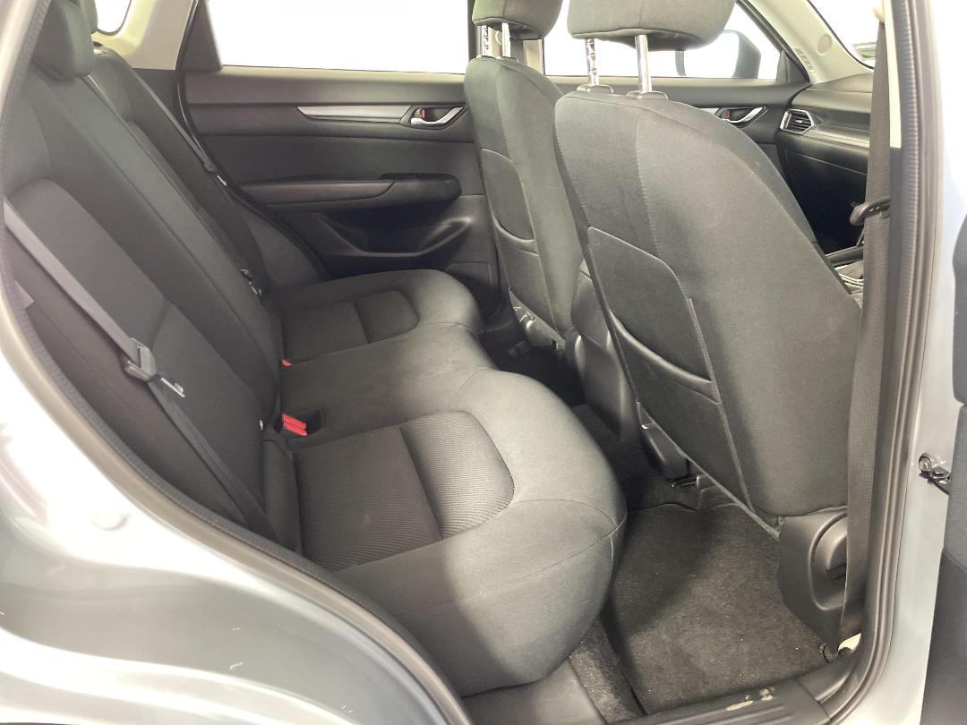 Photo '20' of Mazda CX-5