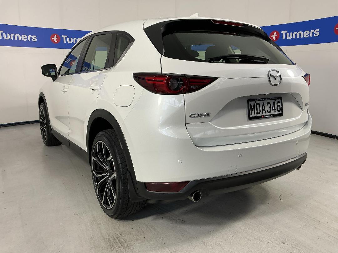 Photo '5' of Mazda CX-5