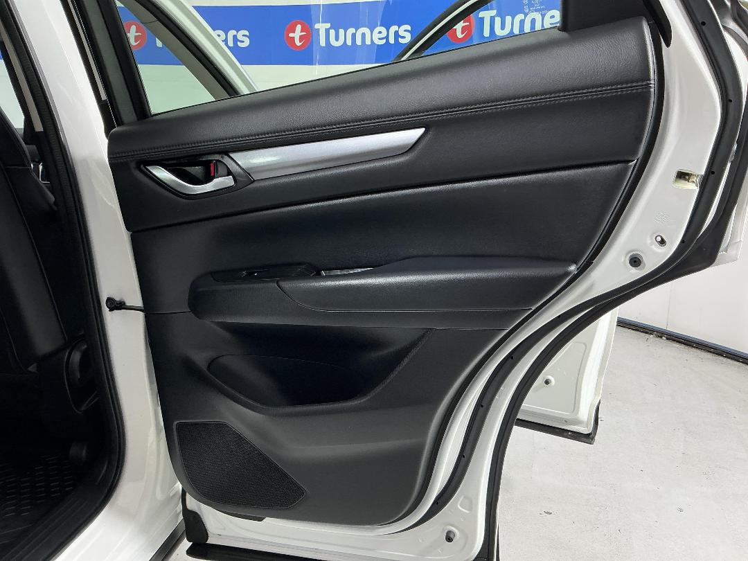 Photo '19' of Mazda CX-5