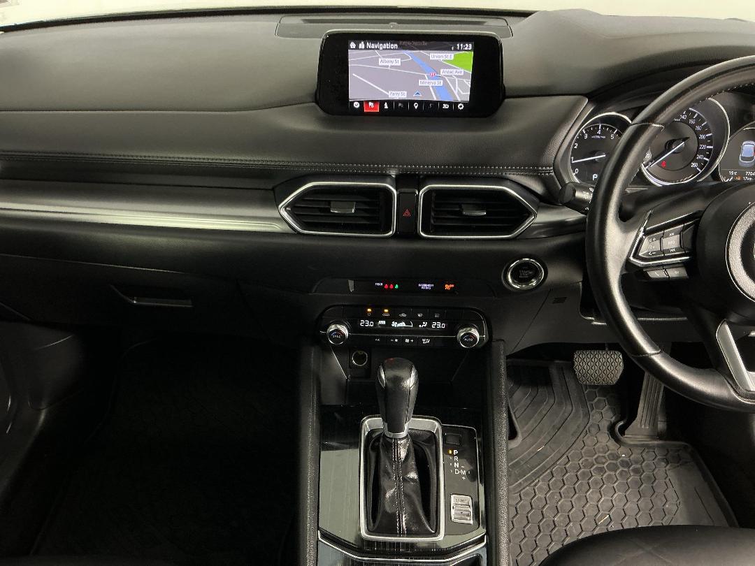 Photo '18' of Mazda CX-5