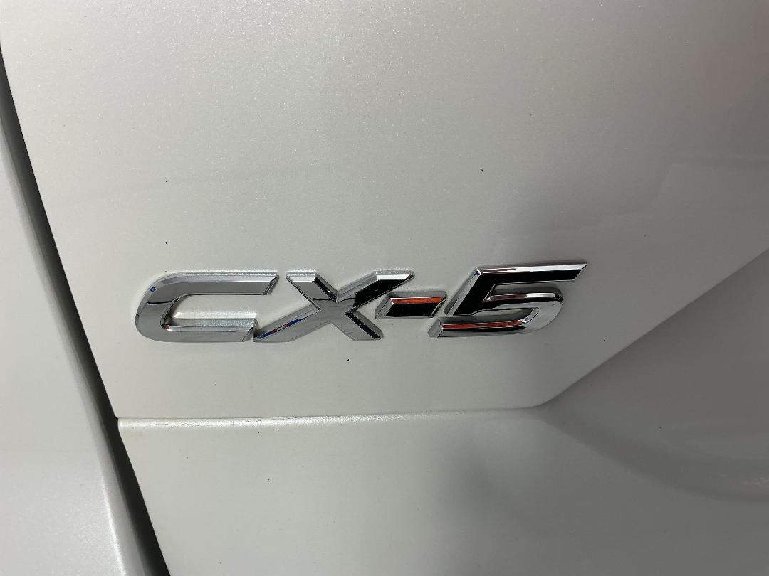 Photo '30' of Mazda CX-5