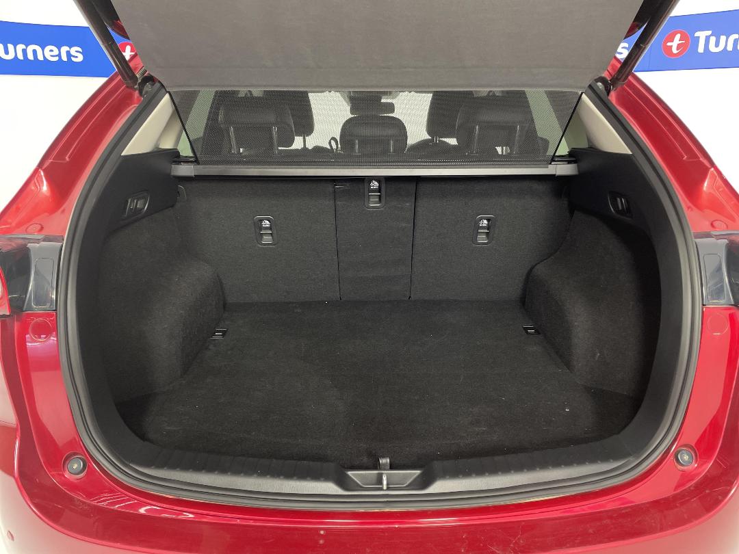 Photo '14' of Mazda CX-5