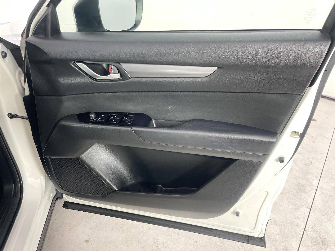 Photo '15' of Mazda CX-5