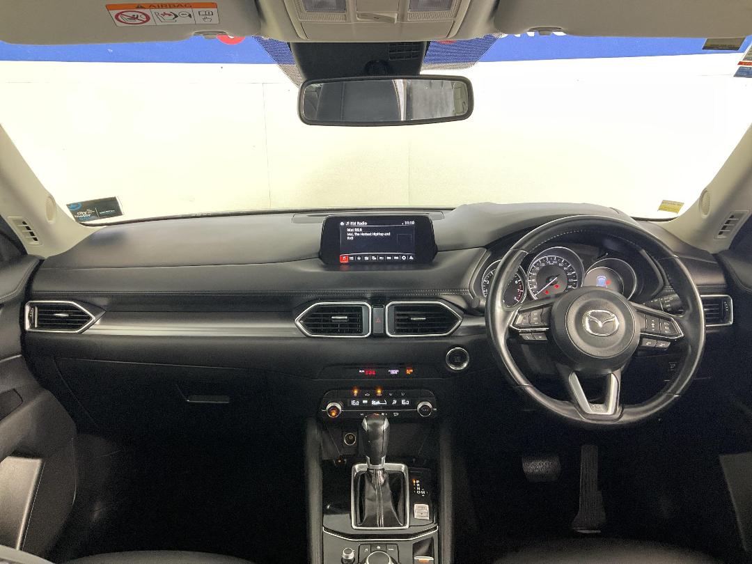 Photo '17' of Mazda CX-5 Photo '17' of Mazda CX-5