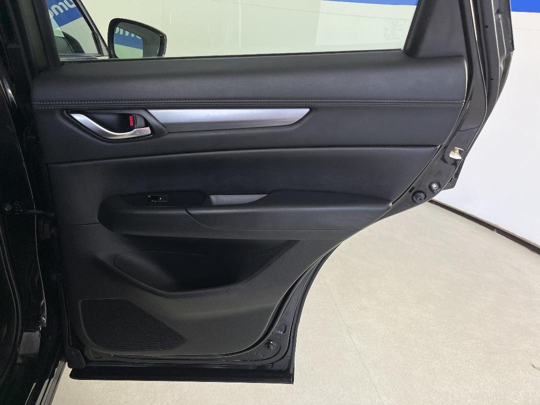 Photo '19' of Mazda CX-5