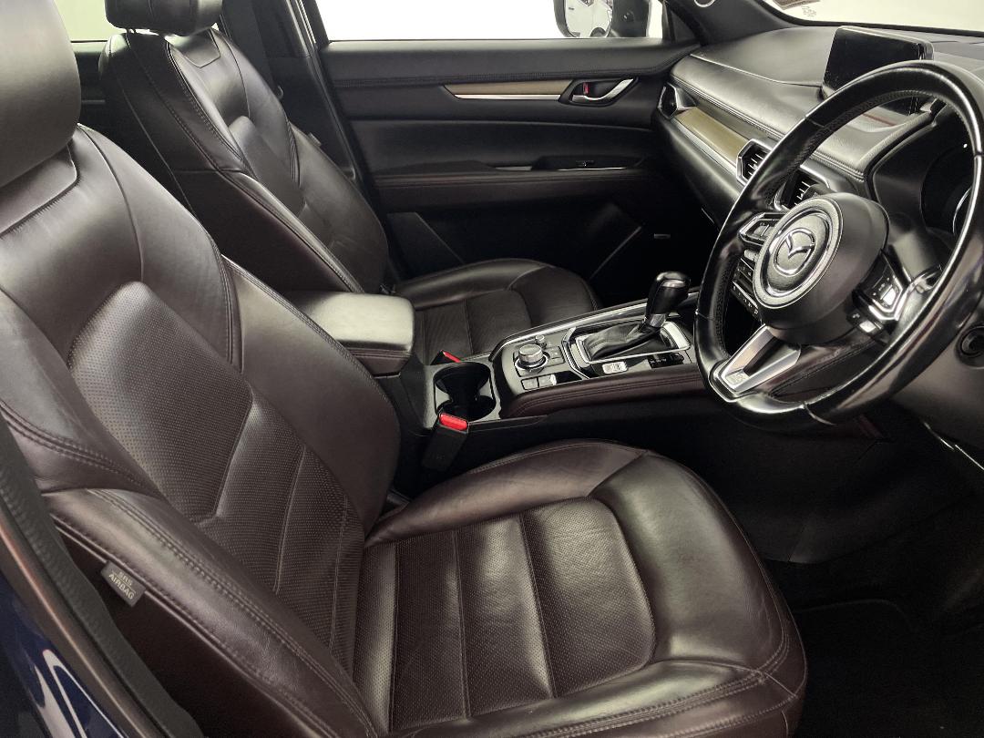 Photo '16' of Mazda CX-5