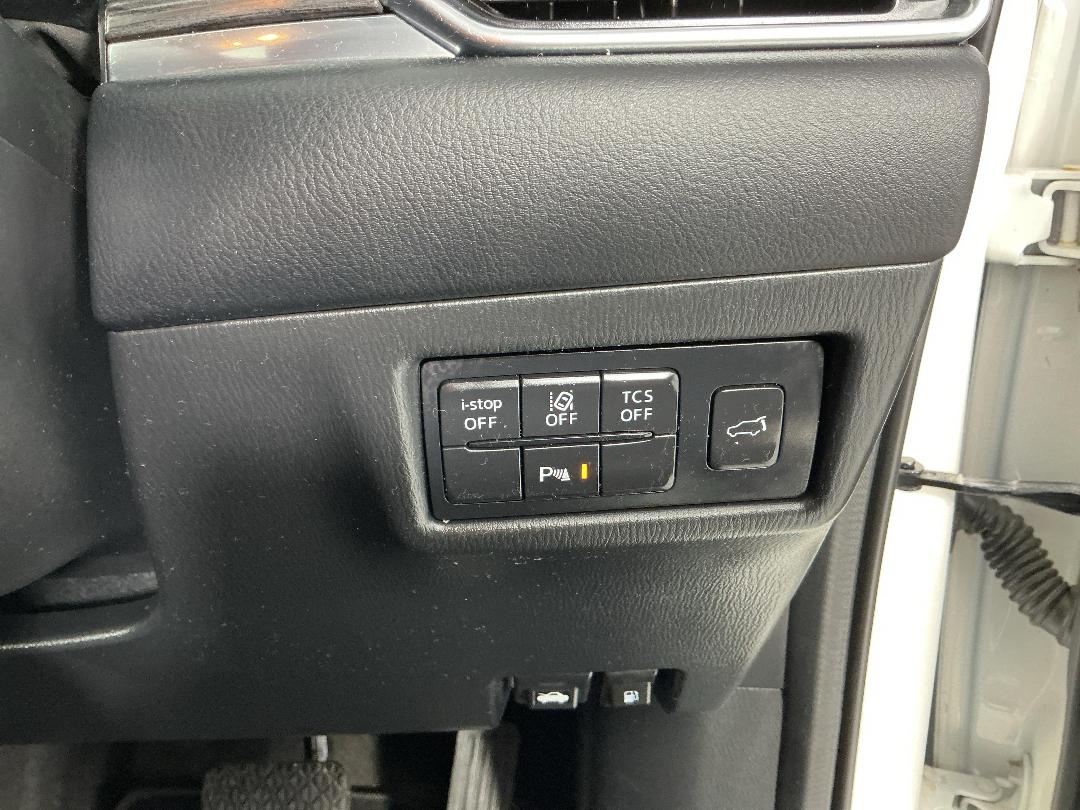 Photo '28' of Mazda CX-5