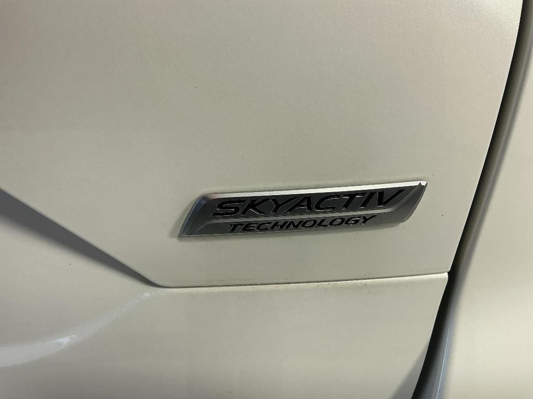 Photo '32' of Mazda CX-5