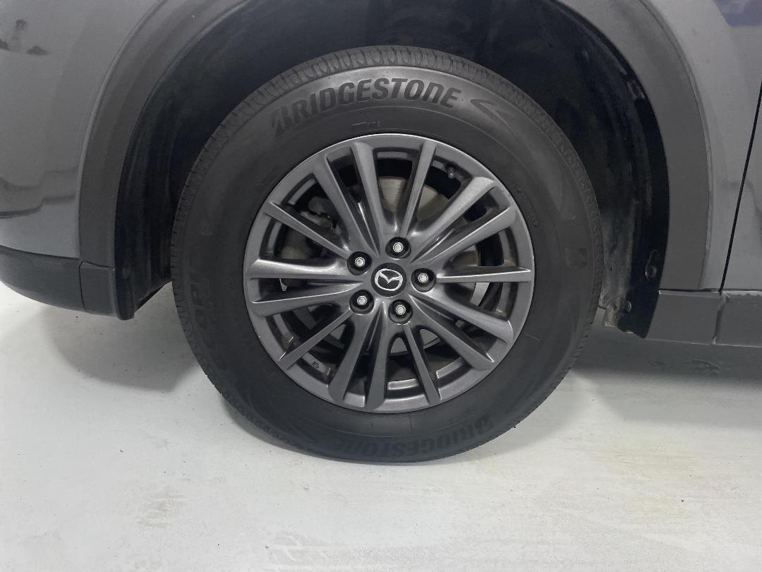 Photo '10' of Mazda CX-8