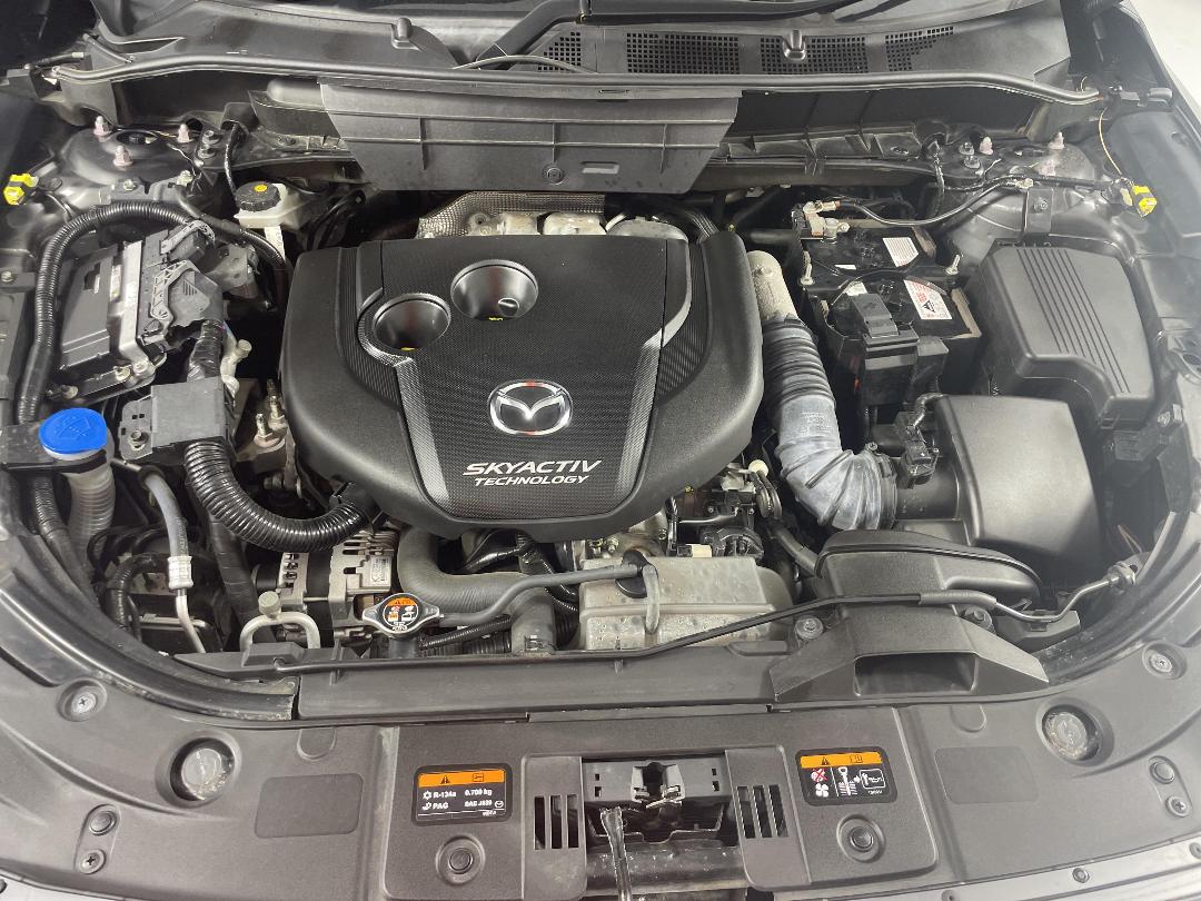 Photo '13' of Mazda CX-8