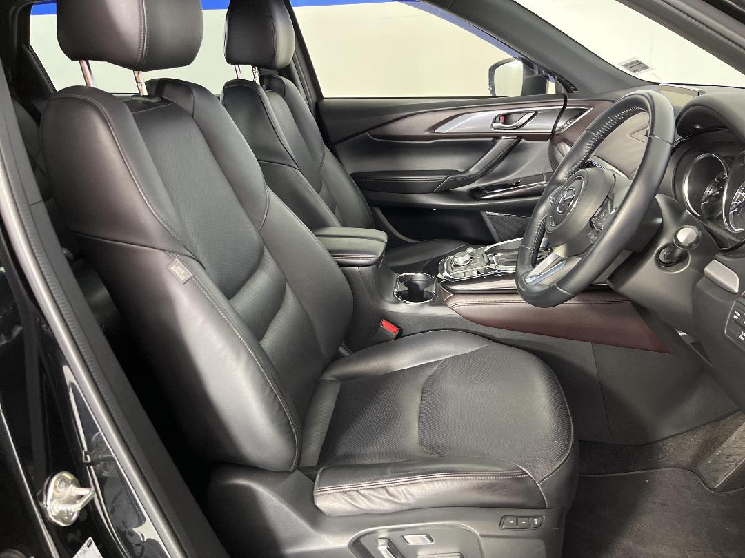 Photo '16' of Mazda CX-9