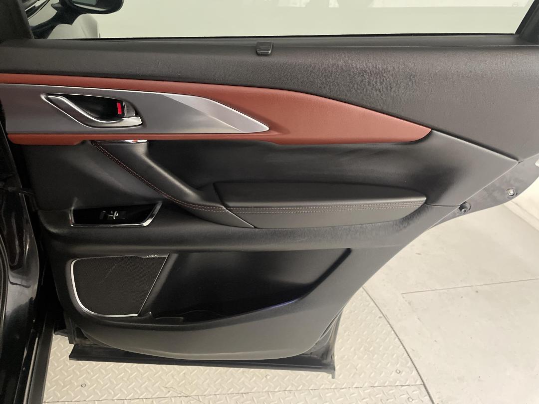 Photo '19' of Mazda CX-9 Photo '19' of Mazda CX-9