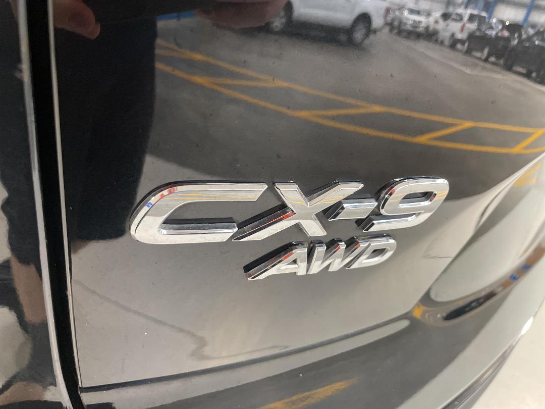 Photo '37' of Mazda CX-9 Photo '37' of Mazda CX-9