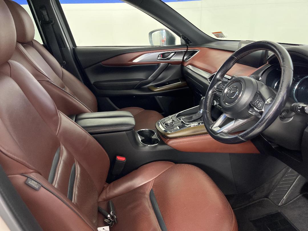 Photo '16' of Mazda CX-9 Photo '16' of Mazda CX-9