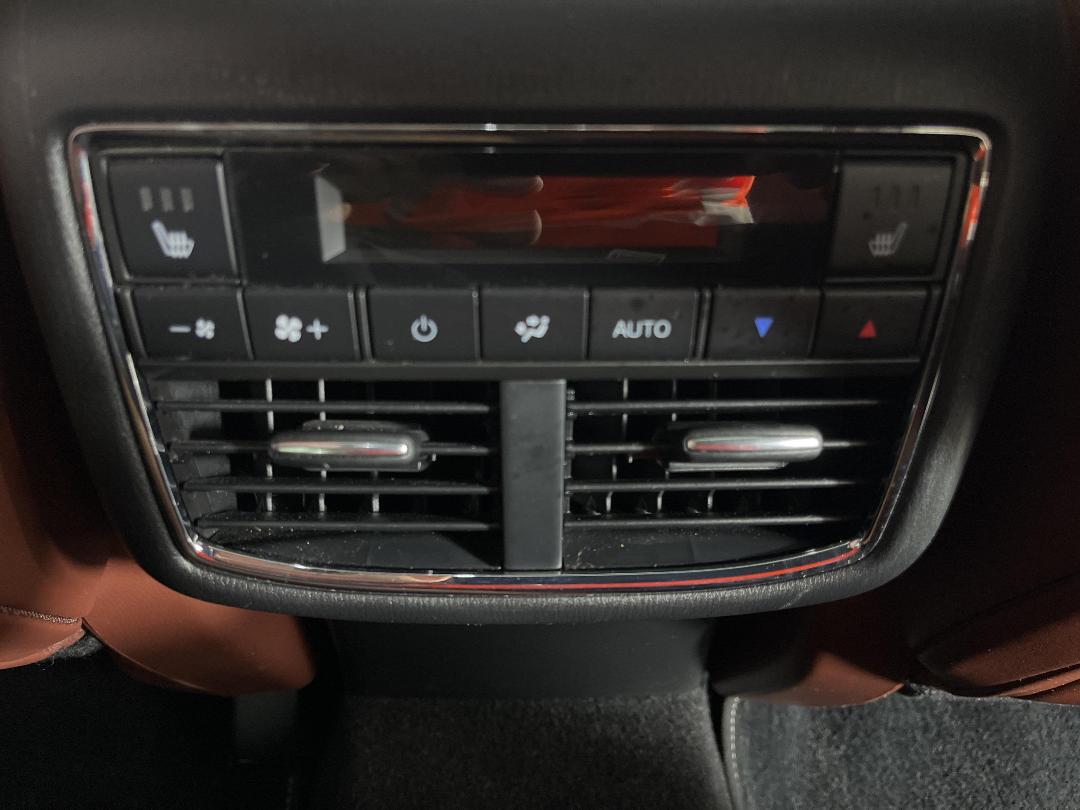 Photo '24' of Mazda CX-9 Photo '24' of Mazda CX-9