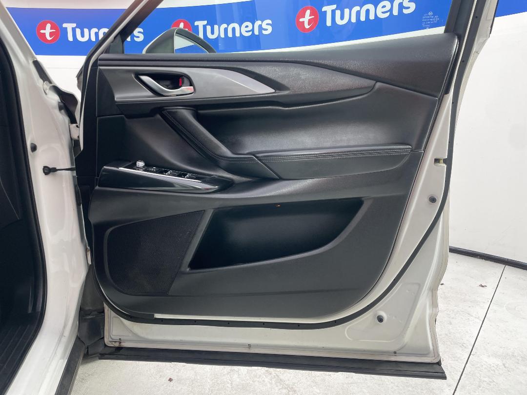 Photo '15' of Mazda CX-9