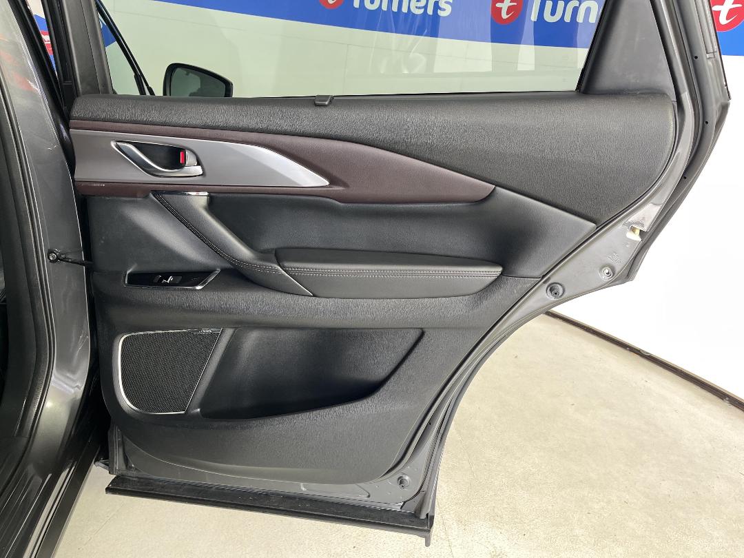 Photo '19' of Mazda CX-9