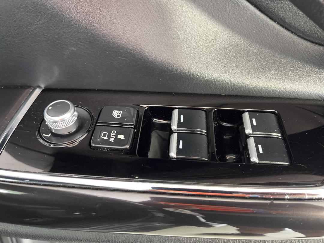 Photo '24' of Mazda CX-9