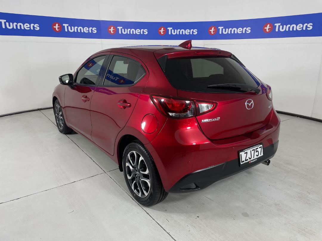 Photo '5' of Mazda Mazda2 Photo '5' of Mazda Mazda2