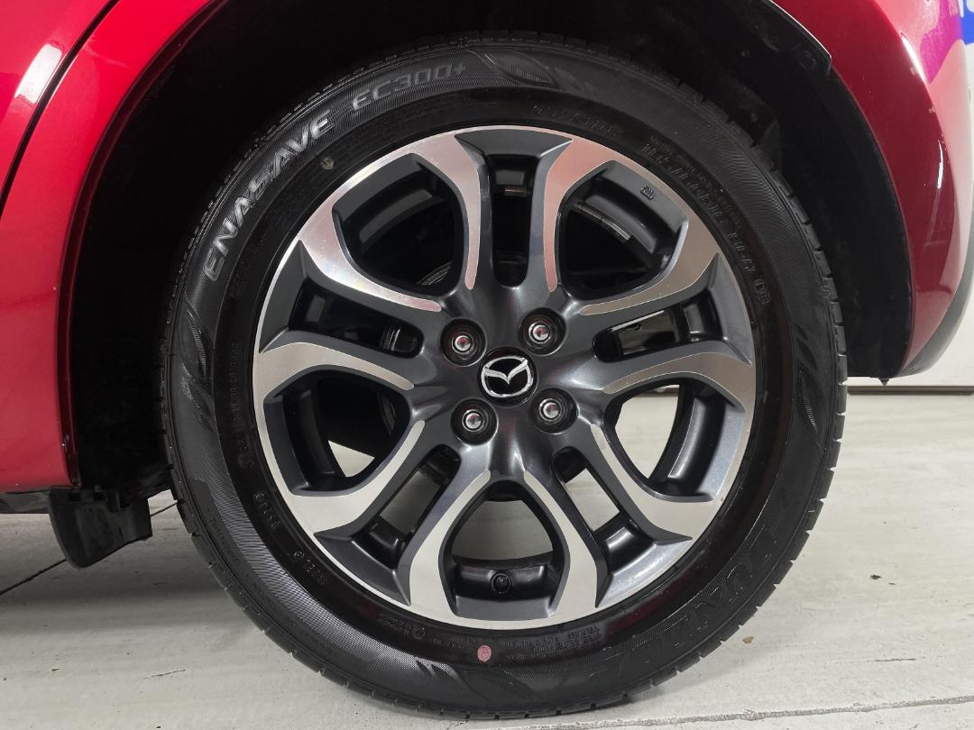 Photo '11' of Mazda Mazda2 Photo '11' of Mazda Mazda2