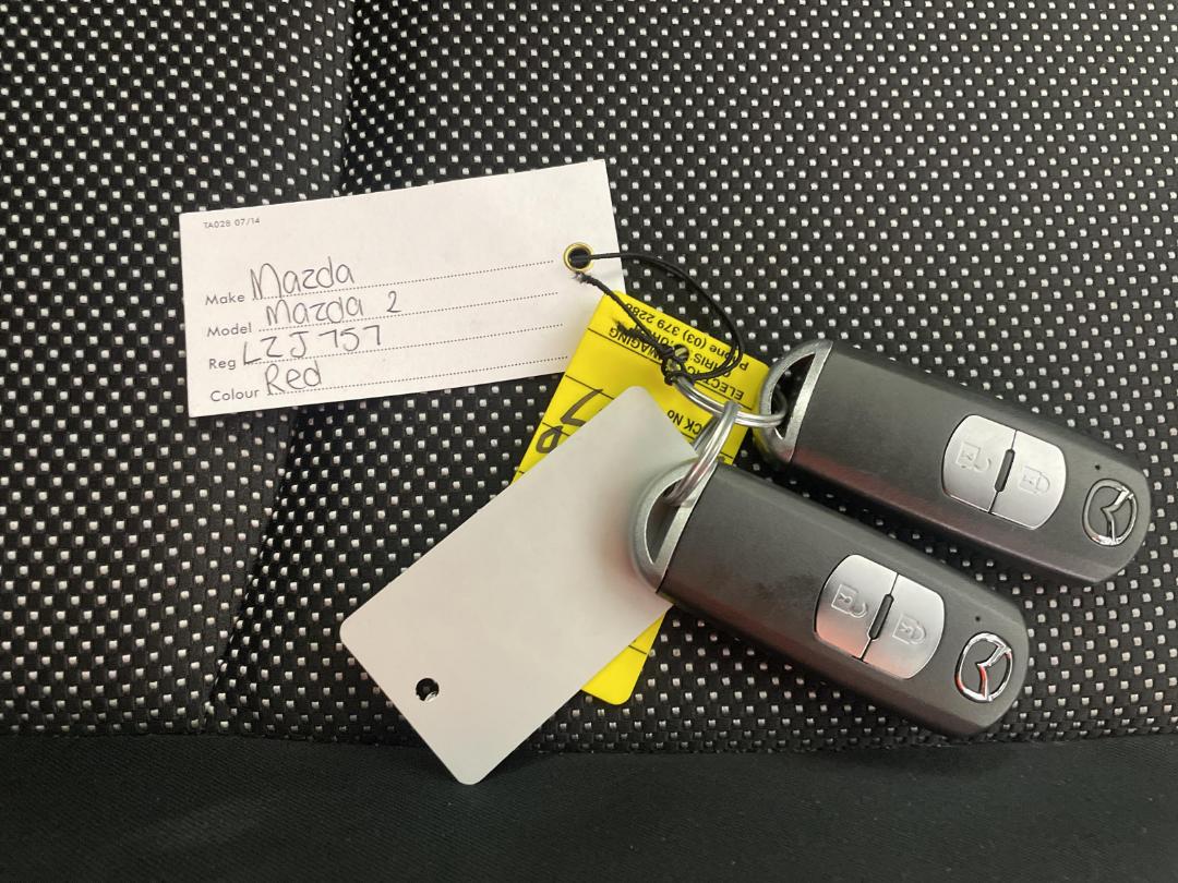 Photo '22' of Mazda Mazda2 Photo '22' of Mazda Mazda2