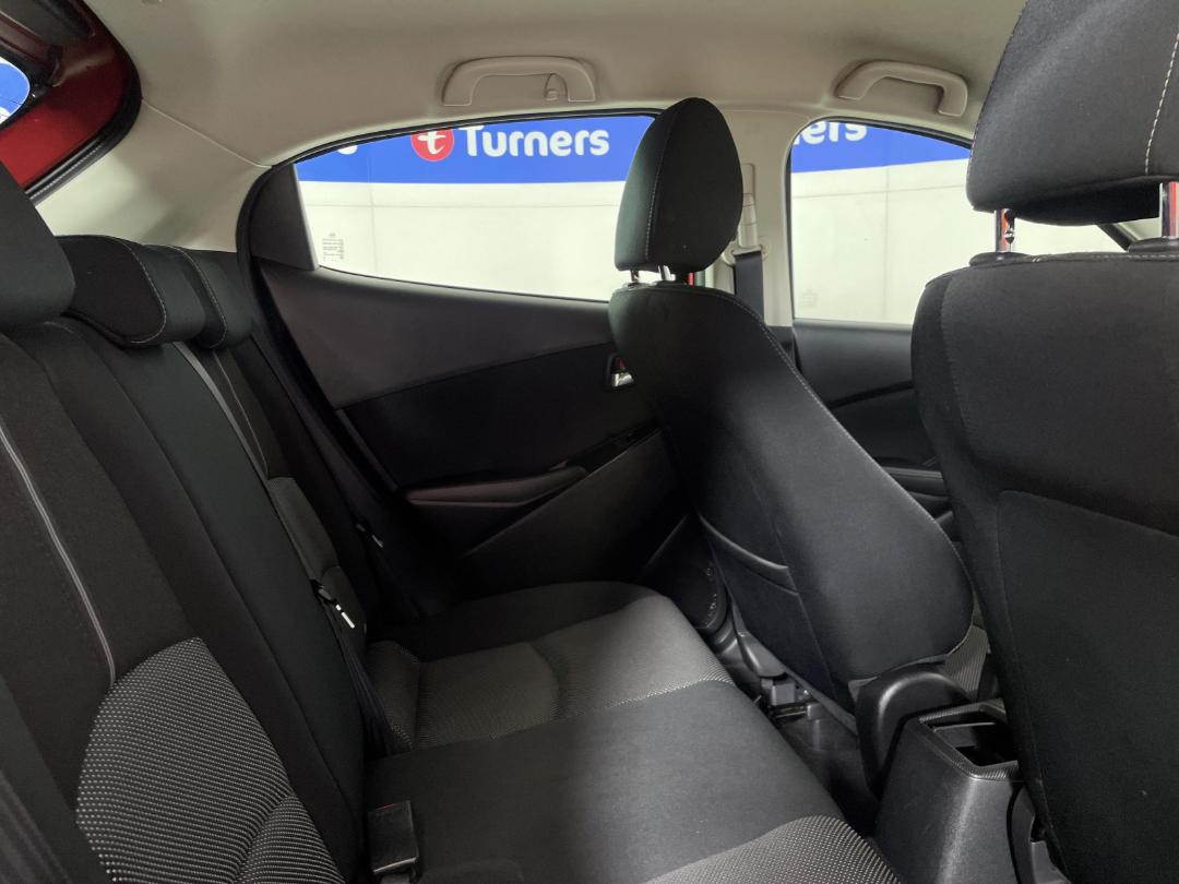 Photo '20' of Mazda Mazda2 Photo '20' of Mazda Mazda2