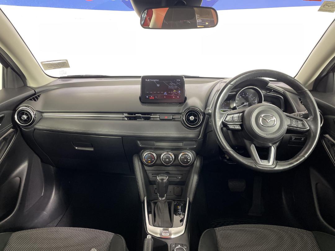 Photo '17' of Mazda Mazda2 Photo '17' of Mazda Mazda2