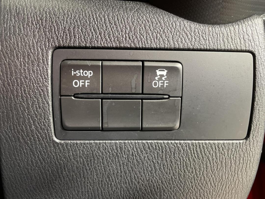 Photo '24' of Mazda Mazda2 Photo '24' of Mazda Mazda2