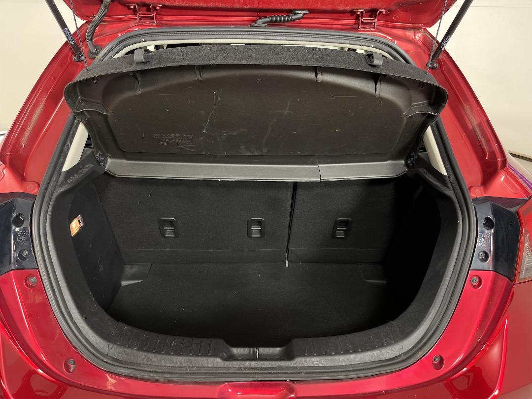 Photo '14' of Mazda Mazda2 Photo '14' of Mazda Mazda2