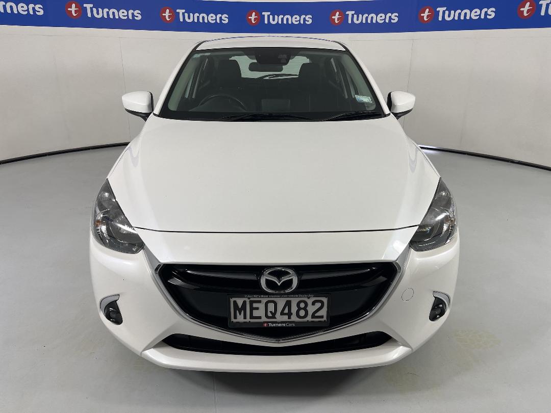 Photo '2' of Mazda Mazda2
