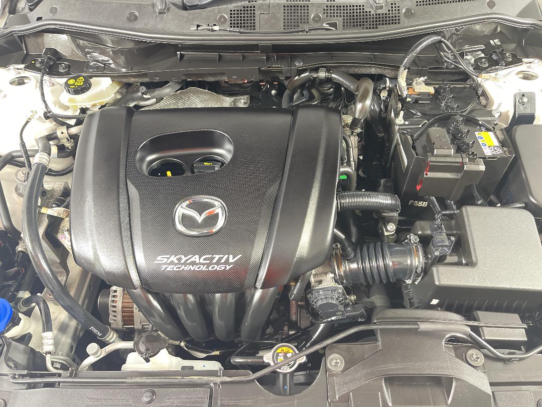 Photo '13' of Mazda Mazda2