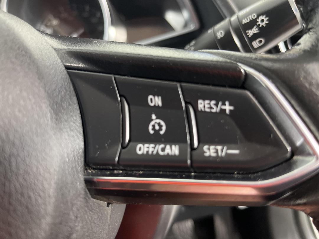 Photo '24' of Mazda Mazda2