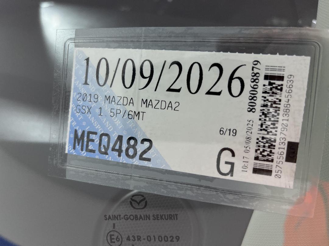 Photo '28' of Mazda Mazda2