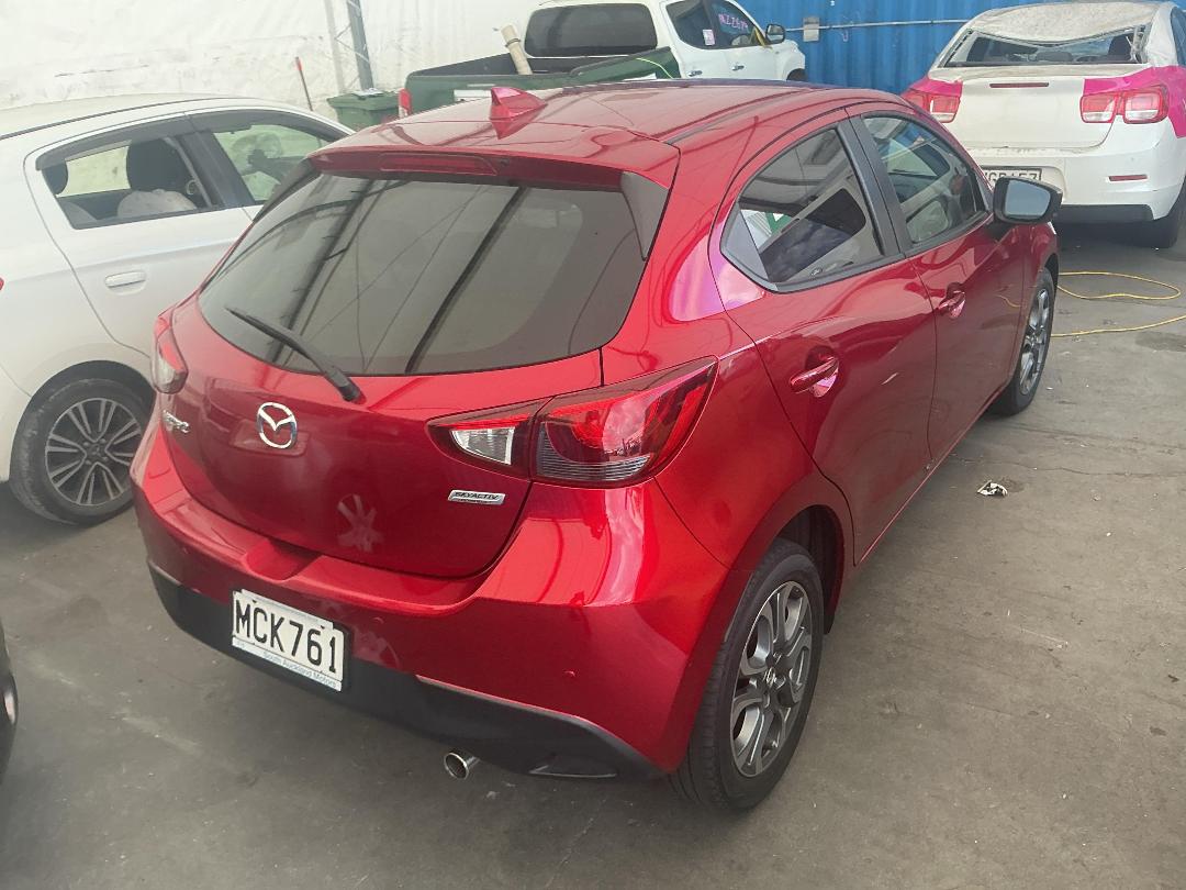 Photo '11' of Mazda Mazda2 LTD