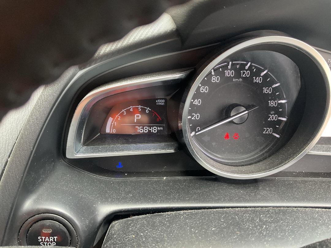 Photo '8' of Mazda Mazda2 GSX Photo '8' of Mazda Mazda2 GSX