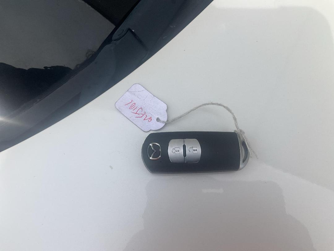 Photo '7' of Mazda Mazda2 GSX