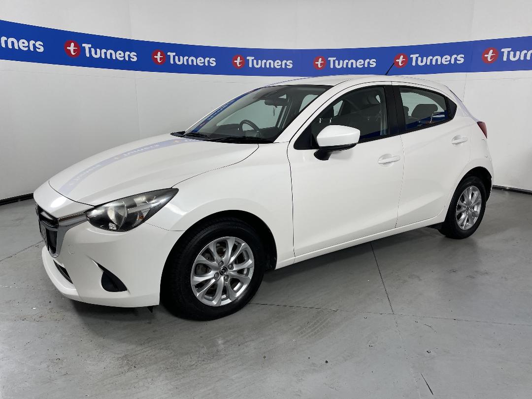 Photo '4' of Mazda Mazda2 Photo '4' of Mazda Mazda2