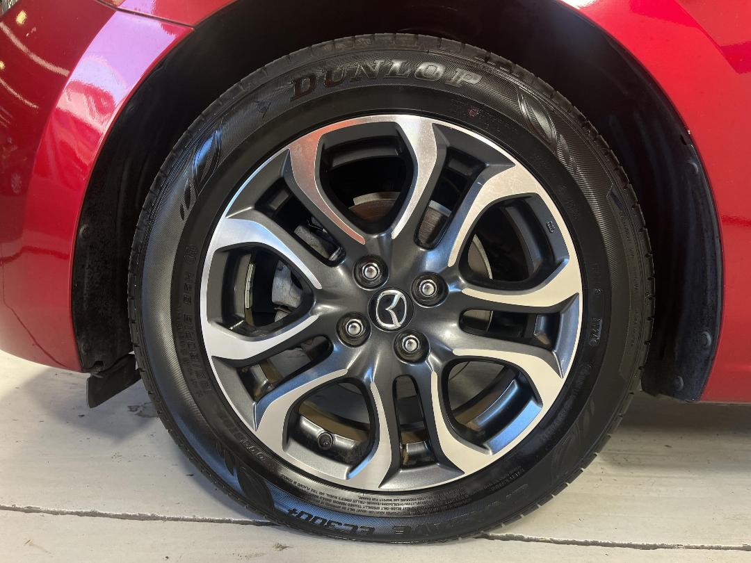 Photo '10' of Mazda Mazda2 Photo '10' of Mazda Mazda2