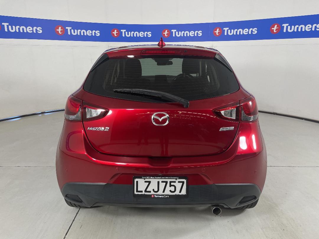 Photo '6' of Mazda Mazda2 Photo '6' of Mazda Mazda2