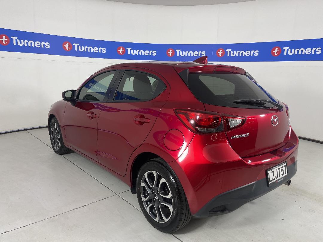 Photo '5' of Mazda Mazda2 Photo '5' of Mazda Mazda2