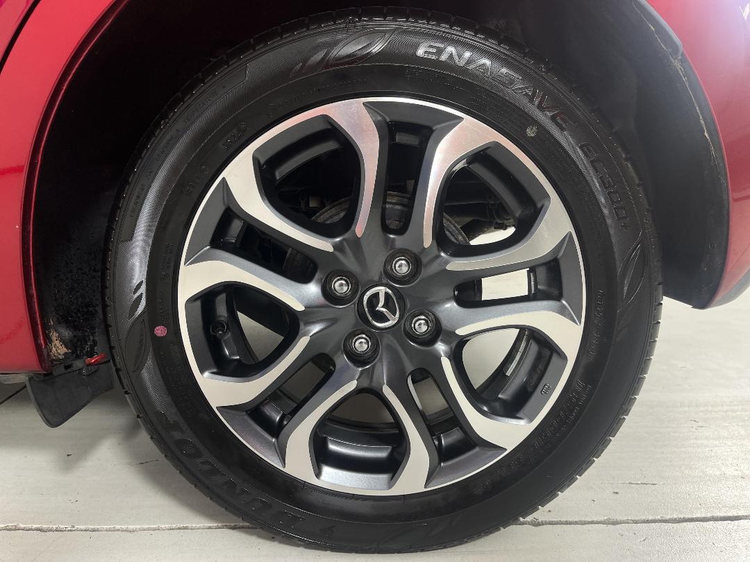 Photo '11' of Mazda Mazda2 Photo '11' of Mazda Mazda2