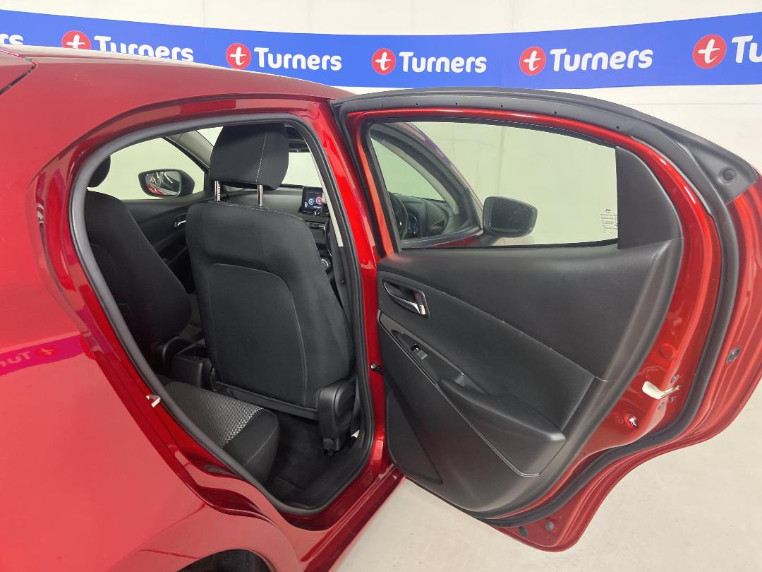 Photo '19' of Mazda Mazda2 Photo '19' of Mazda Mazda2