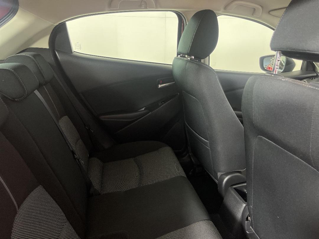 Photo '20' of Mazda Mazda2 Photo '20' of Mazda Mazda2