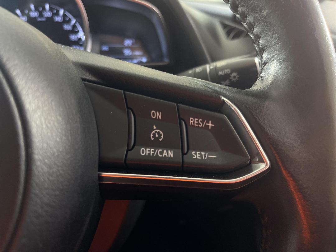 Photo '24' of Mazda Mazda2 Photo '24' of Mazda Mazda2