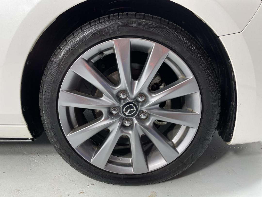 Photo '9' of Mazda Mazda3 Photo '9' of Mazda Mazda3