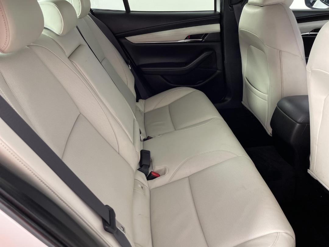 Photo '20' of Mazda Mazda3 Photo '20' of Mazda Mazda3